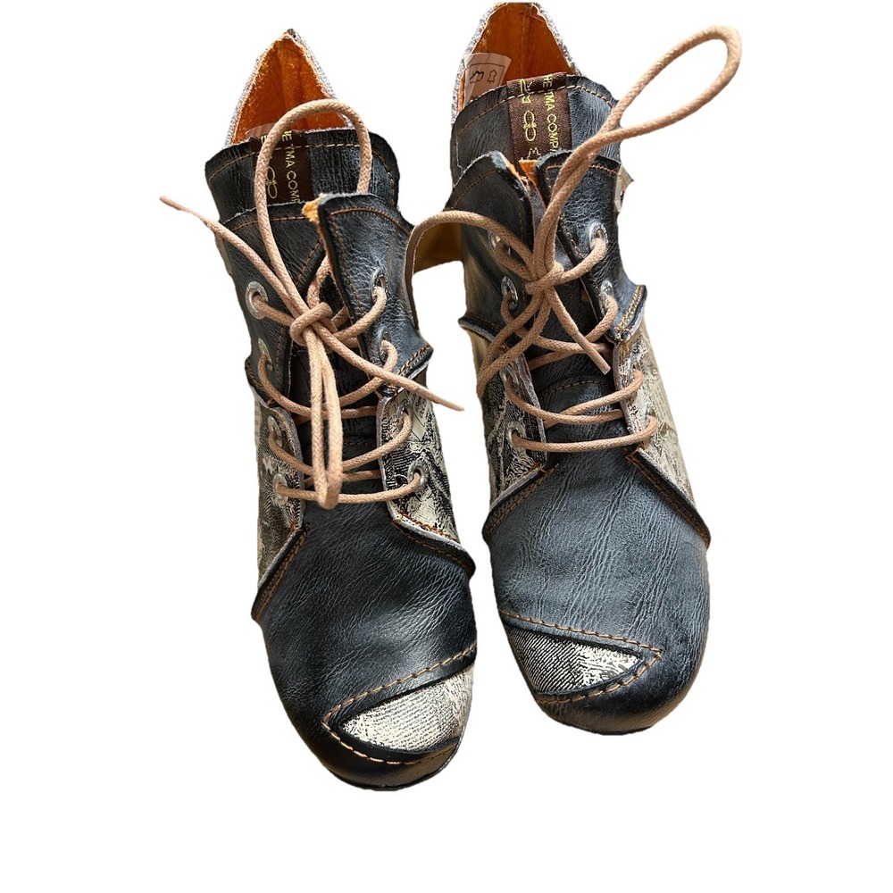 TMA Eyes Maia Newsprint Ankle Boots Womens 36 US 6.5 Whimsigoth Steampunk